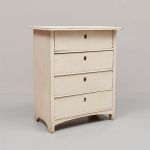 1056 2590 CHEST OF DRAWERS